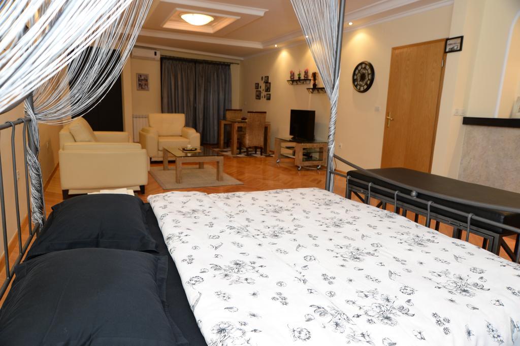 Superior Skopje Apartments Esterno foto